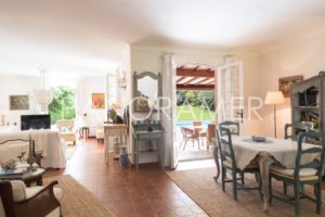 Agence-immobiliere-saint-tropez-6-300x200 Agence-immobiliere-saint-tropez-6 immobilier Saint Tropez Grimaud Ramatuelle Gassin Agence-immobiliere-saint-tropez-6-300x200 Agence-immobiliere-saint-tropez-6 immobilier Saint Tropez Grimaud Ramatuelle Gassin